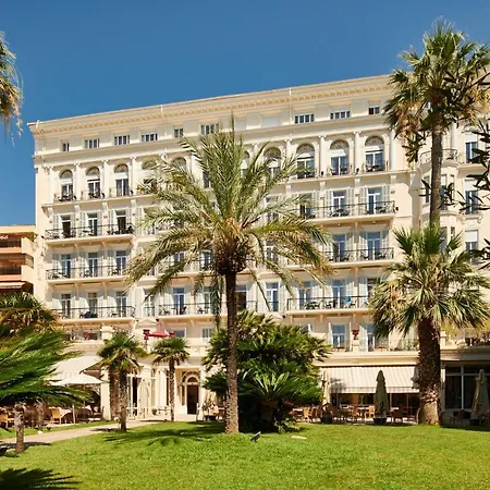 Bleues Royal Westminster Отель 3*