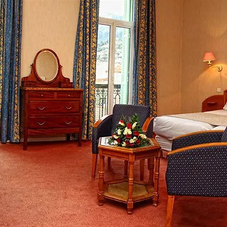 Bleues Royal Westminster Otel
