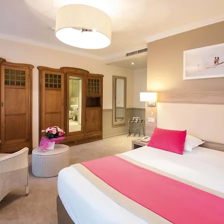 Otel Bleues Royal Westminster